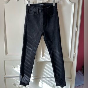 Black Skinny Jeans - Just Black